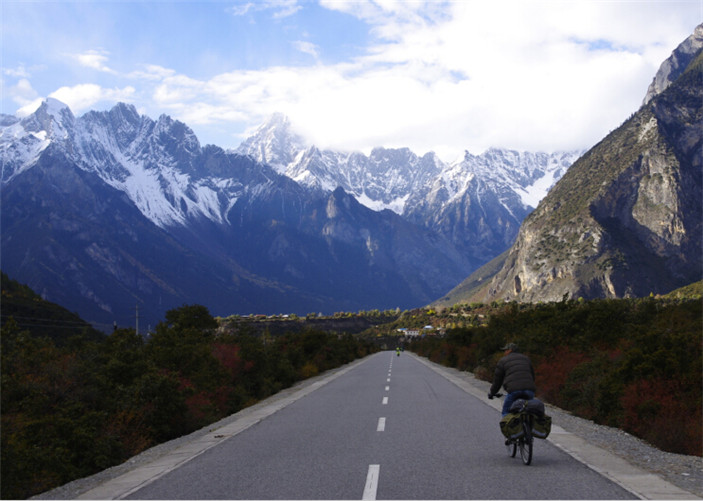 Tibet-Cycling-8.jpg